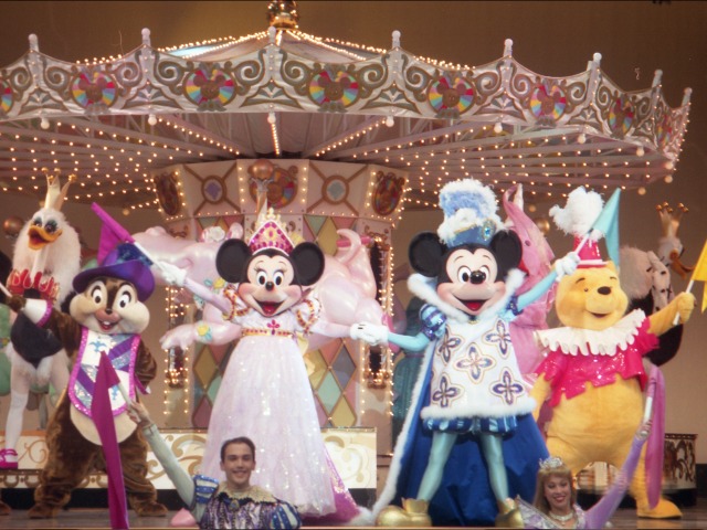 チップ、ミニー、ミッキー、プー（ワンス・アポン・ア・マウス）