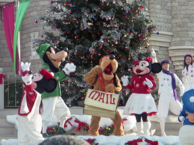 グーフィー、プルート、ミニー（クリスマス・フォー・ユー）