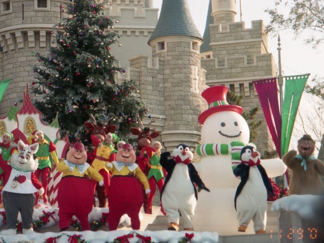 ホワイトラビット、ダム、ディー、ペンギン、雪だるま（クリスマス・フォー・ユー）