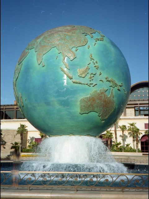 アクアスフィア（東京ディズニーシー）