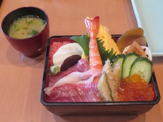 築地ちらし(築地玉寿司)
