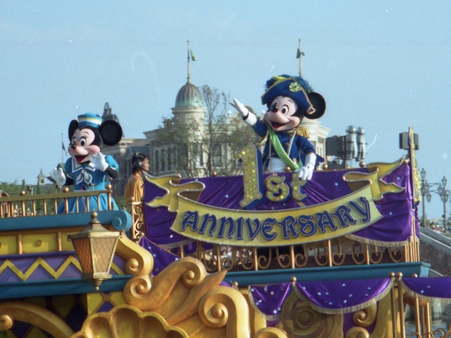 ミニーとミッキー（東京ディズニーシー1stアニバーサリー）