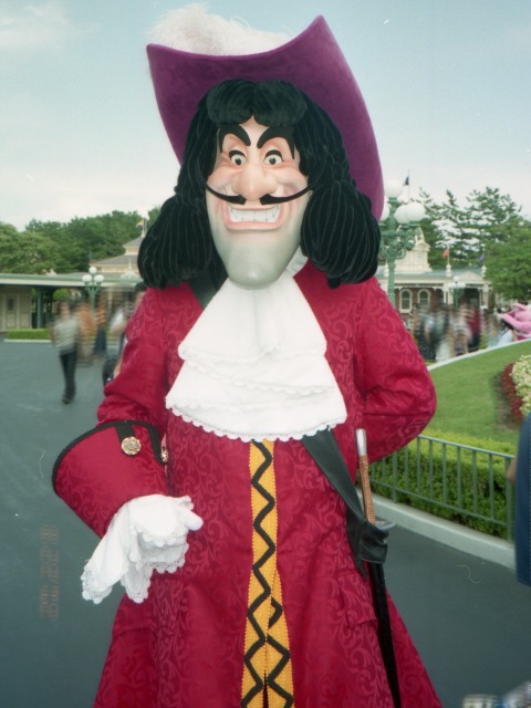 フック船長（エントランス）
