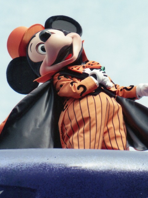 ミッキーマウス（ディズニー・ハロウィーン・パレード 2003）