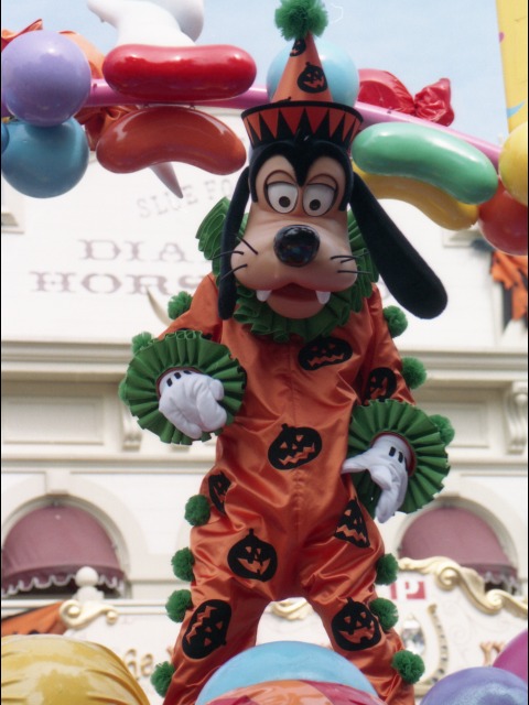 グーフィー（ディズニー・ハロウィーン・パレード 2003）