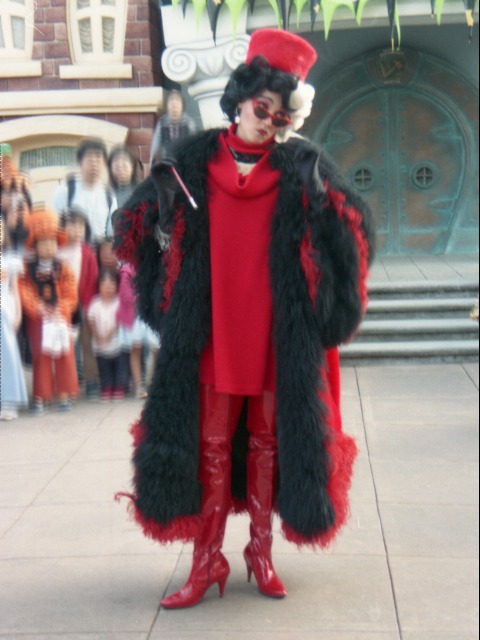 クルエラ（ディズニー・ハロウィーン 2003）