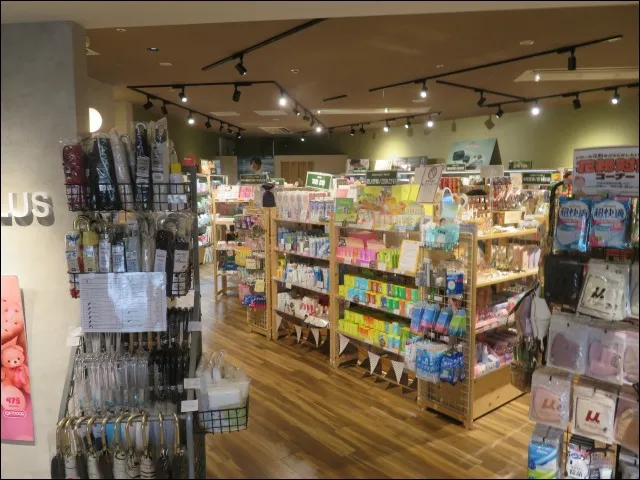 店内（MEDI＋PLUS）