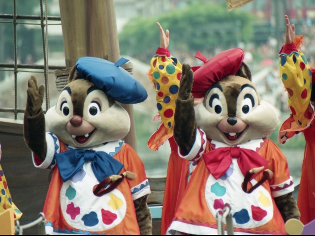 デールとチップ（ポルト・パラディーゾ・ウォーターカーニバル）