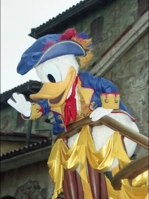 ドナルドダック（ミッキーのファンタスティックキャラバン）