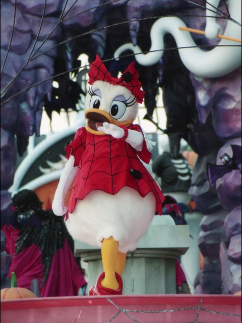 デイジーダック（ディズニー・ハロウィーン・パレード 2003）