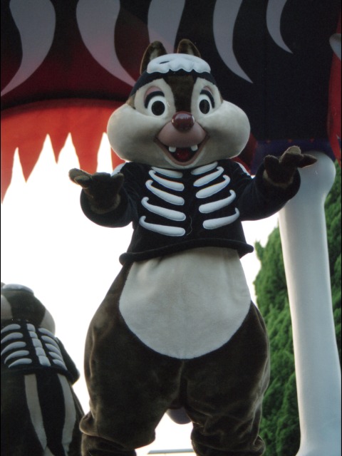 デール（ディズニー・ハロウィーン・パレード 2003）