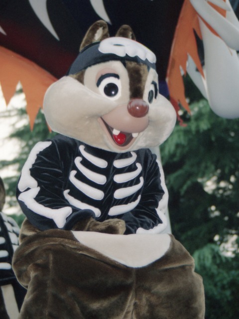 デール（ディズニー・ハロウィーン・パレード 2003）