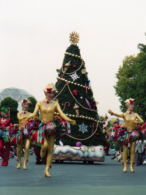 クリスマスツリーフロート（ドリーム・オブ・クリスマス）