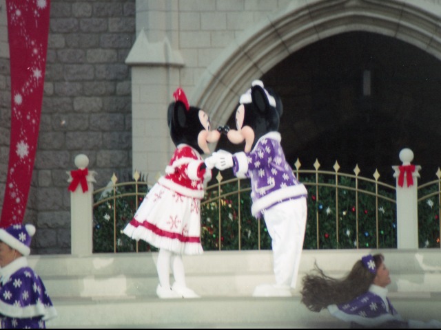 ミニーとミッキー（ミッキーのメリークリスマス）