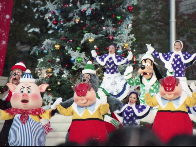 プラクティカル、ディー、ダム、シェーカー、ビッグアル、グーフィー（ミッキーのメリークリスマス）