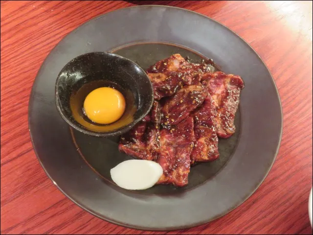 黒みそハラミ(焼肉トラジ)