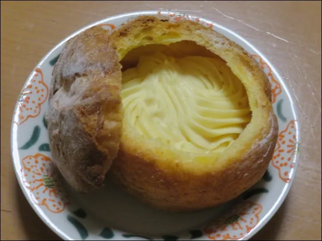 オイモ マスカルポーネシュー 蓋の中身（OIMO）