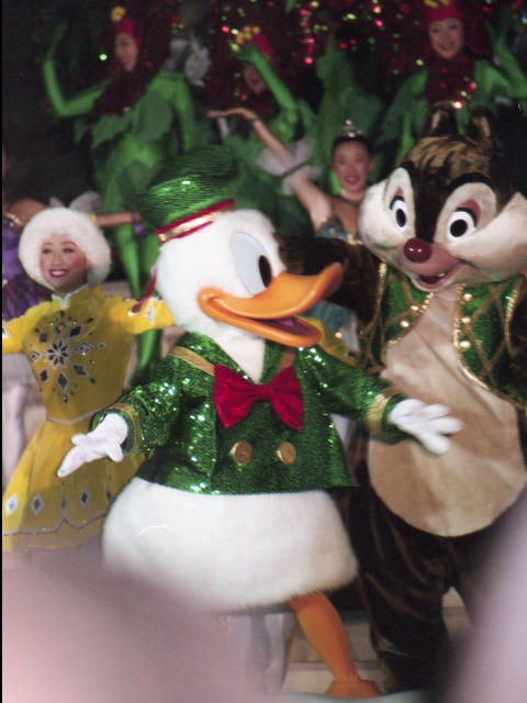 ドナルドとデール（ミッキーのメリークリスマス）