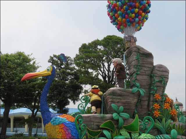 カールじいさんの空飛ぶ家とケヴィン（ディズニー・ハーモニー・イン・カラー）