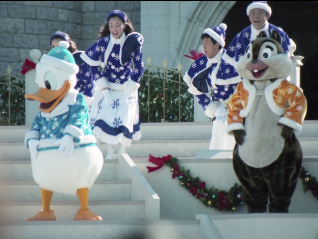ドナルドとチップ（ミッキーのメリークリスマス）