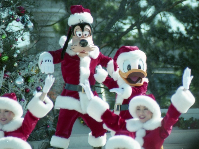 グーフィーとドナルド（ミッキーのメリークリスマス）