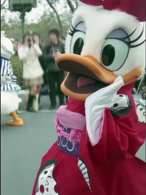 デイジーダック（ニューイヤーズ・ホリデー 2004）