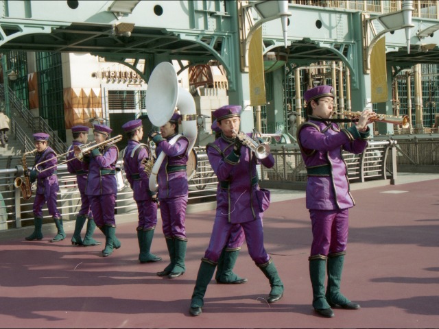 直列（ディスカバリー・ミュージック・トゥループ）