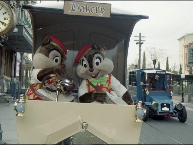 デールとチップ（アメリカンウォーターフロント）