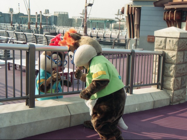デールとチップ（ポートディスカバリー）