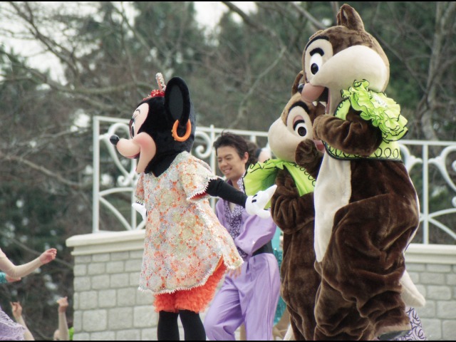 ミニー、デール、チップ（リメンバー・ザ・ドリーム）
