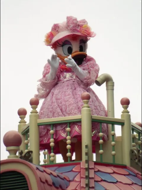 デイジーダック（ディズニー・ドリームス・オン・パレード）