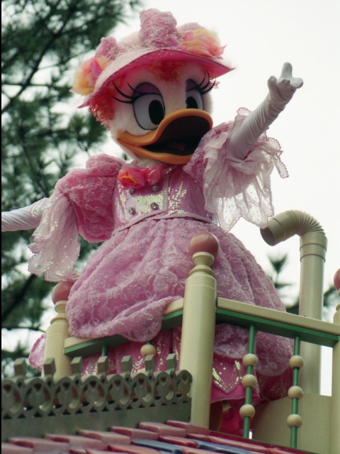 デイジーダック（ディズニー・ドリームス・オン・パレード）