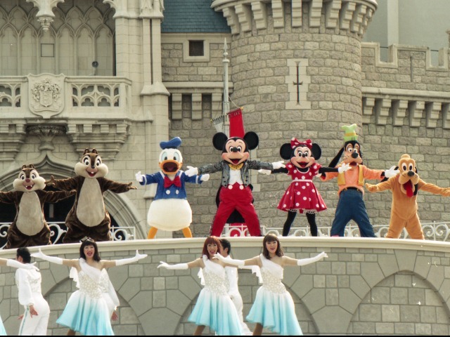 デール、チップ、ドナルド、ミッキー、ミニー、グーフィー、プルート（リメンバー・ザ・ドリーム）