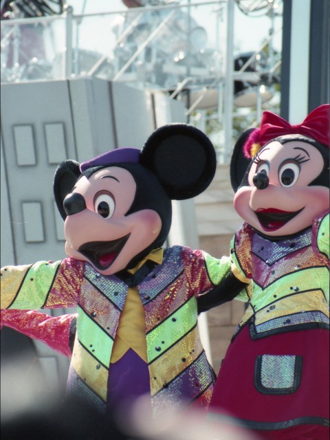 ミッキーとミニー（ディズニー・リズム・オブ・ワールド）
