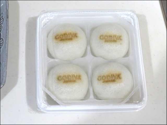 蒸し饅頭ショコラ 蒸し容器（ゴディバ）