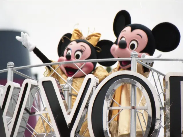 ミニーとミッキー（ディズニー・リズム・オブ・ワールド）
