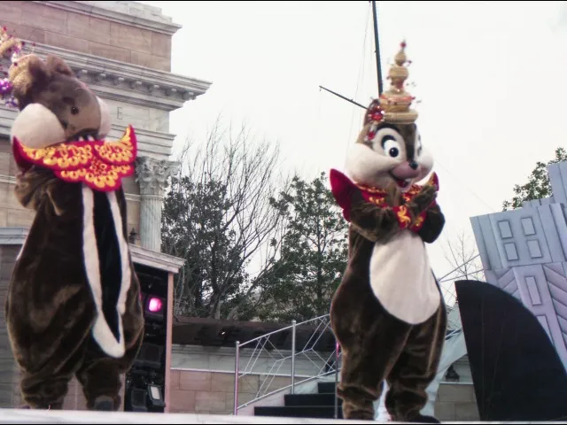 デールとチップ（ディズニー・リズム・オブ・ワールド）