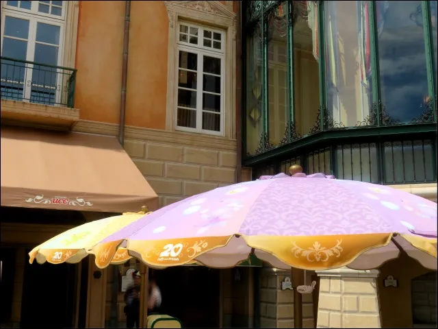 ステラ・ルーパラソル（カラフルハピネス）