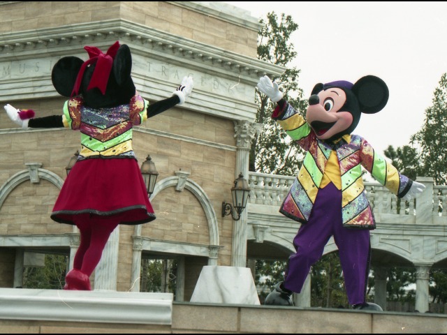 ミニーとミッキー（ディズニー・リズム・オブ・ワールド）