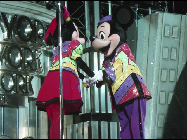 ミニーとミッキー（ディズニー・リズム・オブ・ワールド）