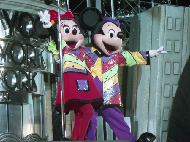 ミニーとミッキー（ディズニー・リズム・オブ・ワールド）