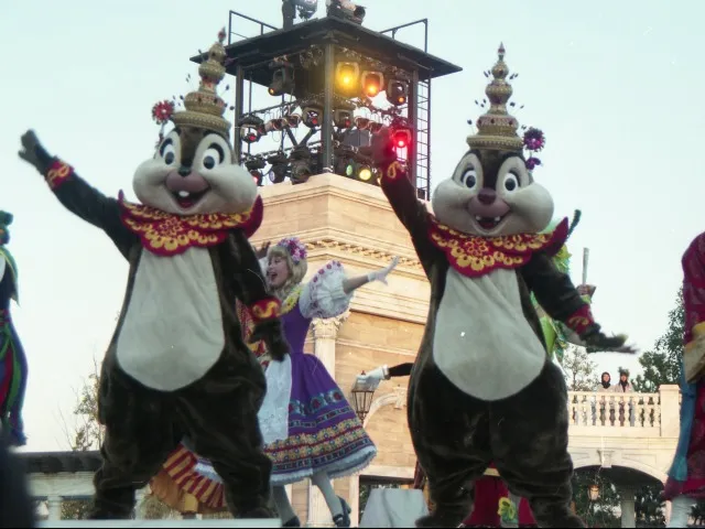 チップとデール（ディズニー・リズム・オブ・ワールド）