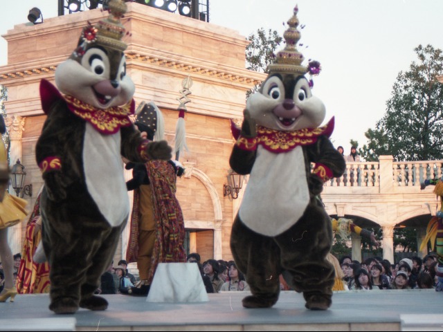 チップとデール（ディズニー・リズム・オブ・ワールド）
