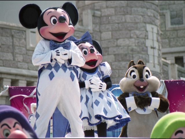 ミッキー、ミニー、チップ（リメンバー・ザ・ドリーム）