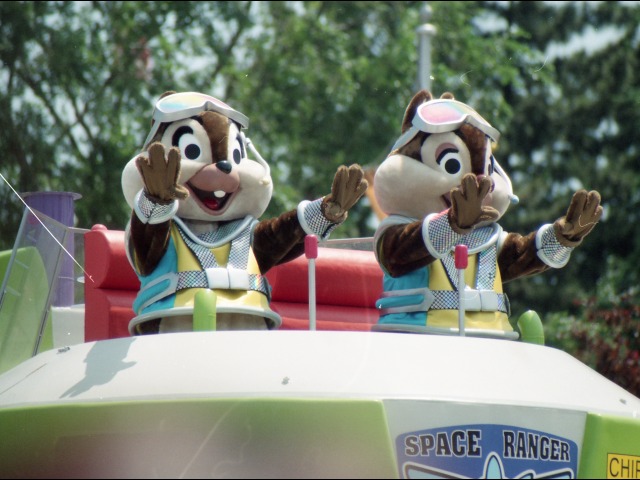 チップとデール（バズ・ライトイヤー夏の大作戦）