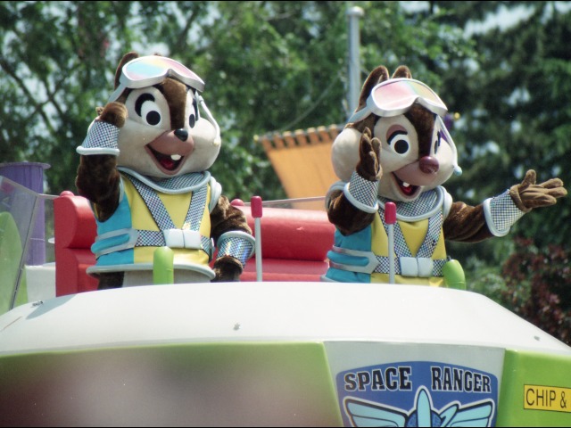 チップとデール（バズ・ライトイヤー夏の大作戦）