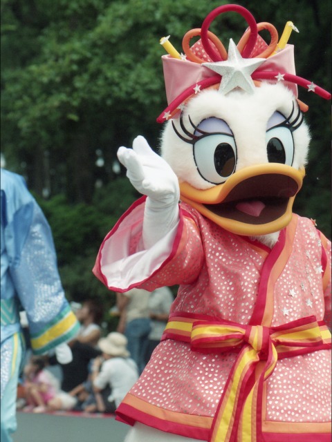 デイジーダック（ディズニー・スターフェスティバル 2004）