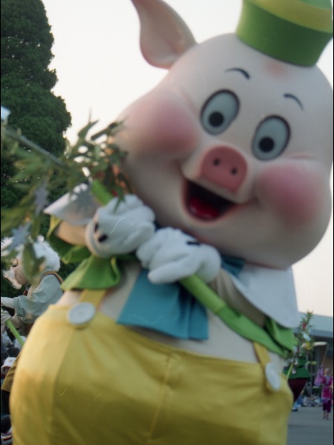 ファイファー（ディズニー・スターフェスティバル 2004）