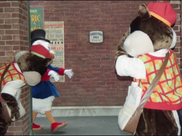 デール、スクルージ、チップ（アメリカンウォーターフロント）