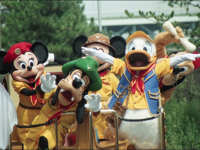 ミニー、グーフィー、ドナルド（ディズニーキッズ・サマーアドベンチャー）